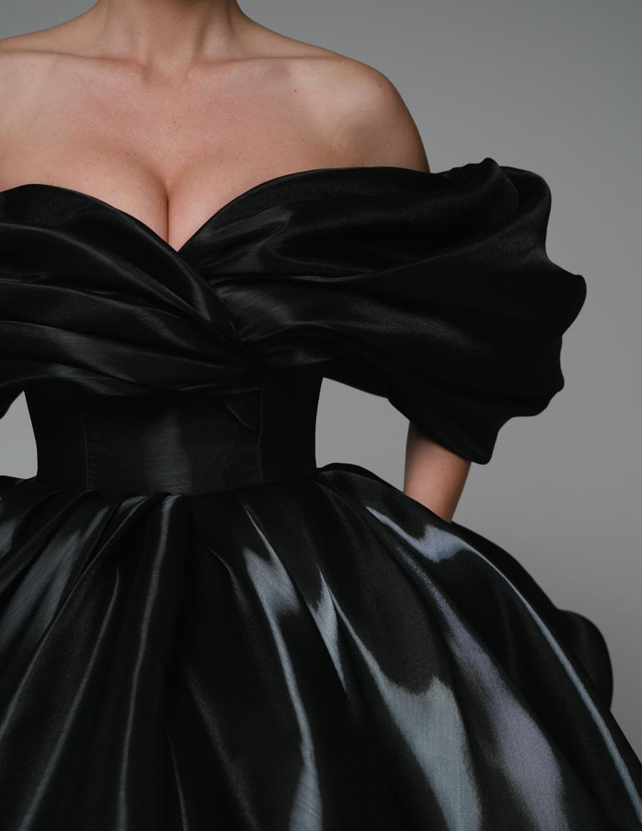 Larvik Black Dress
